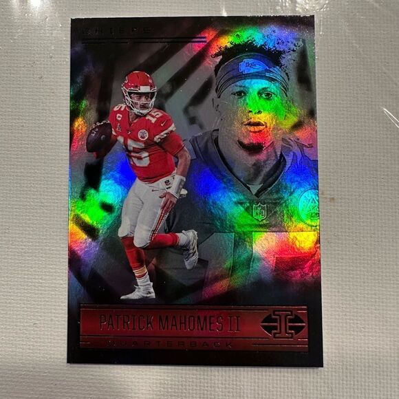 Panini Trading Card - Red and Black Design Patrick mahomes illusions mint - Picture 1 of 3